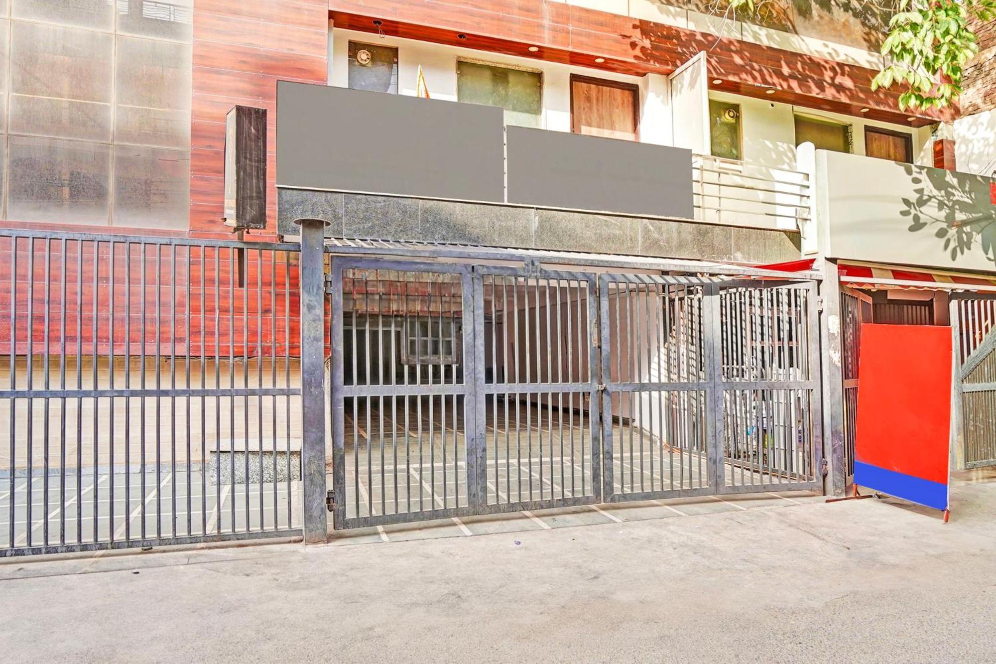Collection O Tilak Nagar Near Pacific Mall Delhi  Exterior photo